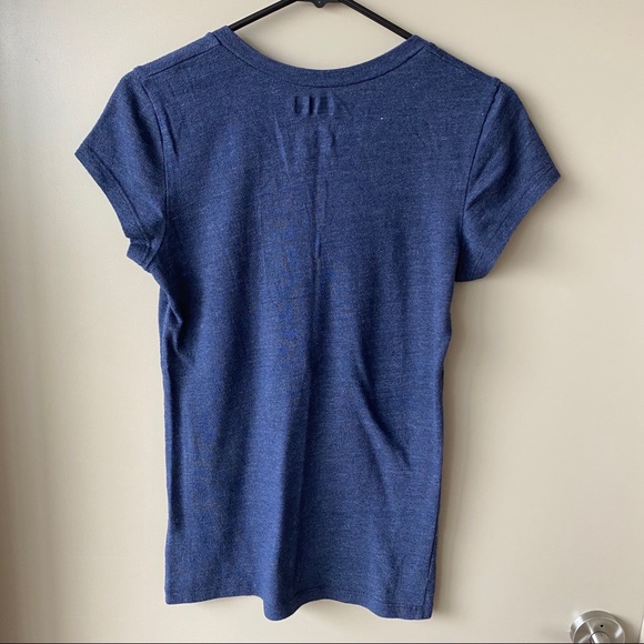 NFL Team Apparel Vintage San Diego Chargers V Neck Tee L - Picture 3 of 4